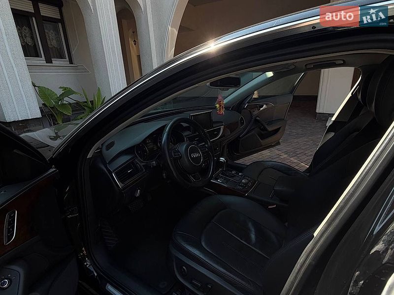 Седан Audi A6 2012 в Нижній Апші