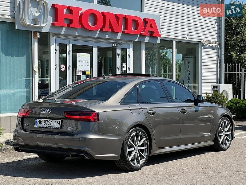 Седан Audi A6 2016 в Рівному