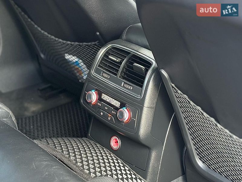 Седан Audi A6 2011 в Львове