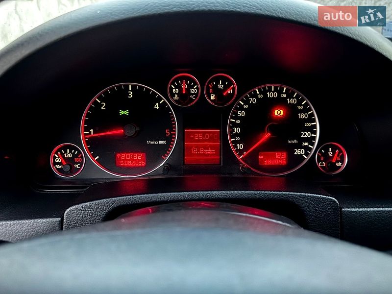 Седан Audi A6 2002 в Бершаді