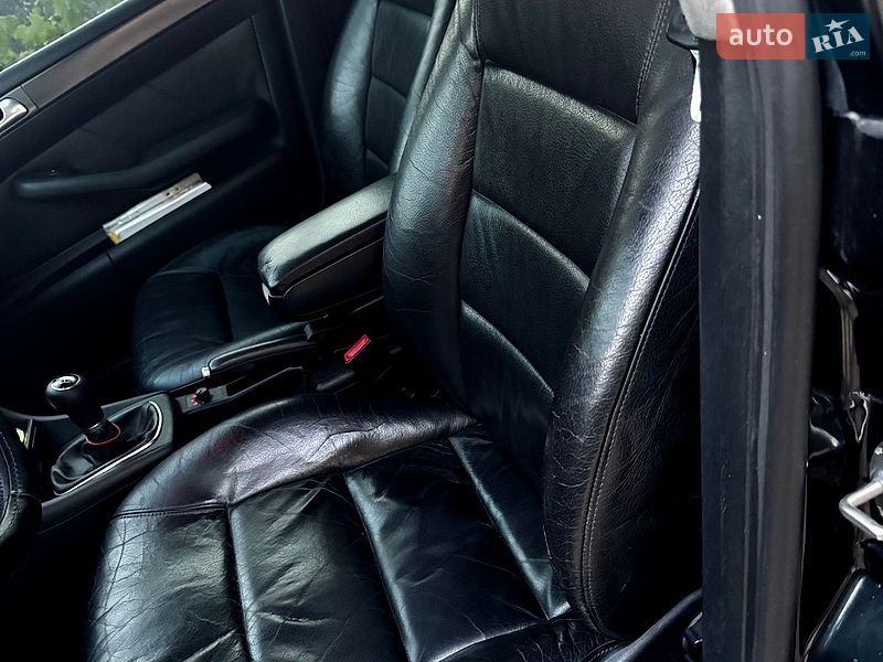 Седан Audi A6 2002 в Бершаді