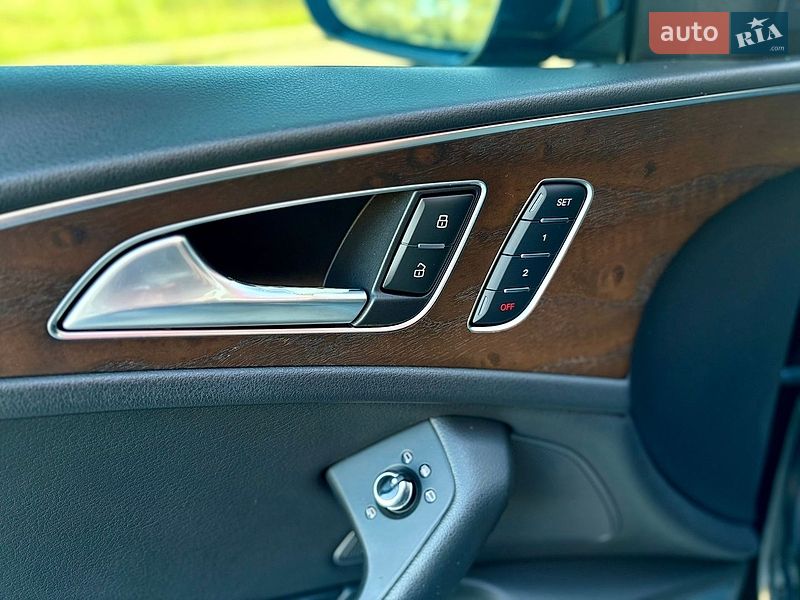 Седан Audi A6 2015 в Киеве