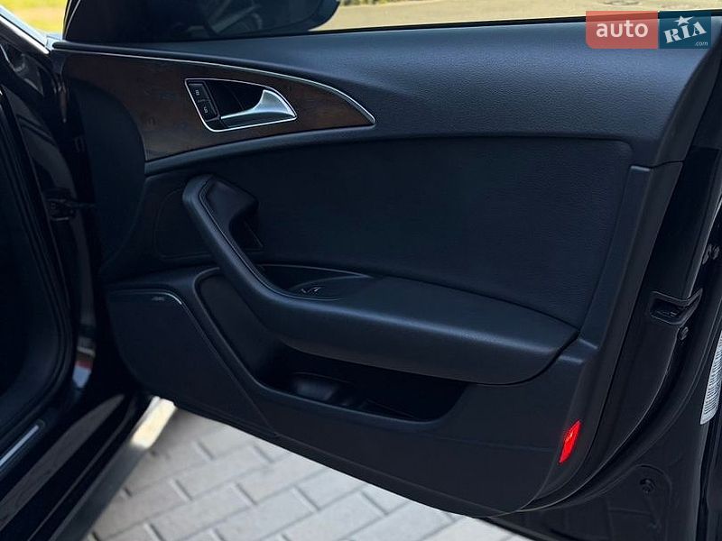 Седан Audi A6 2015 в Киеве