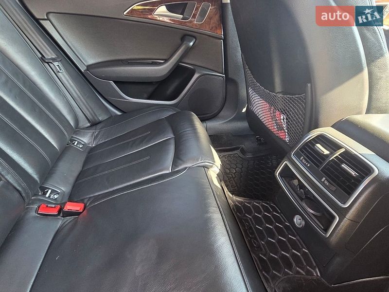 Седан Audi A6 2011 в Лубнах