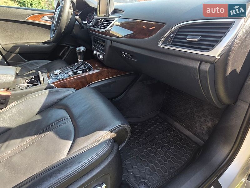 Седан Audi A6 2011 в Лубнах