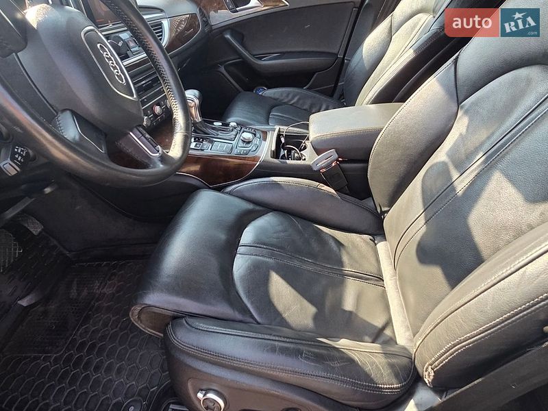 Седан Audi A6 2011 в Лубнах