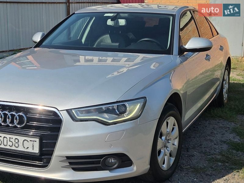 Седан Audi A6 2011 в Лубнах