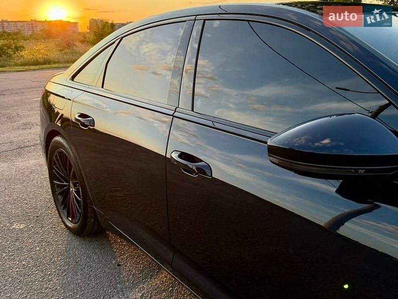 Седан Audi A6 2023 в Кривому Розі