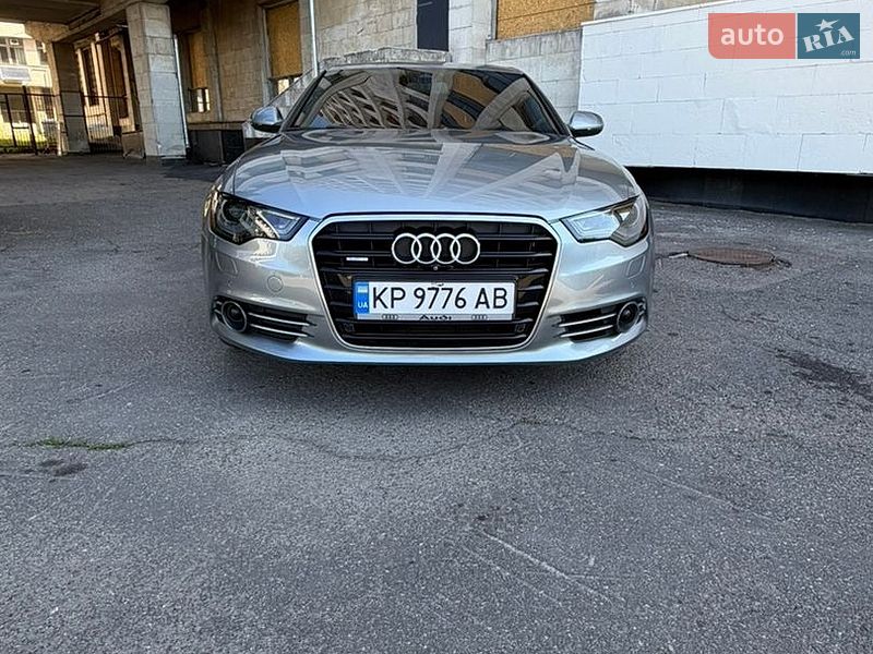 Седан Audi A6 2014 в Киеве