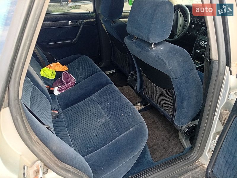 Седан Audi A6 1995 в Житомире