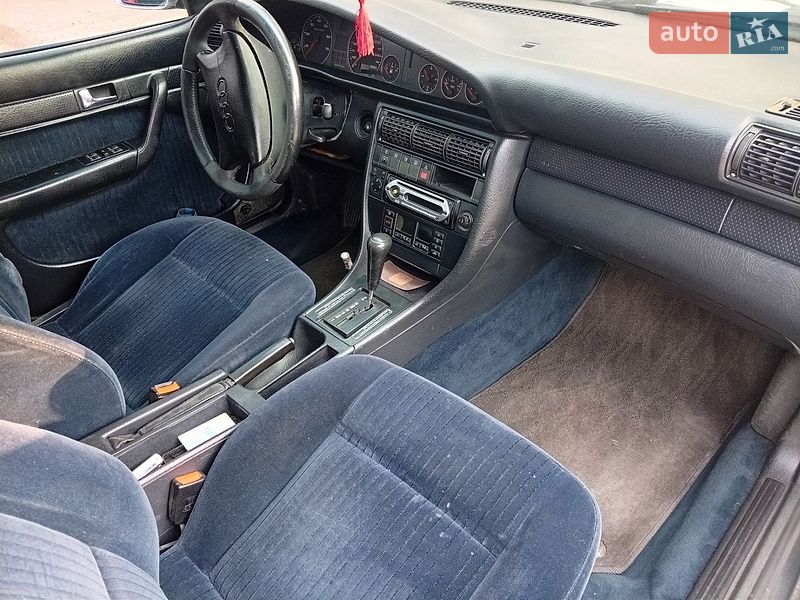 Седан Audi A6 1995 в Житомире