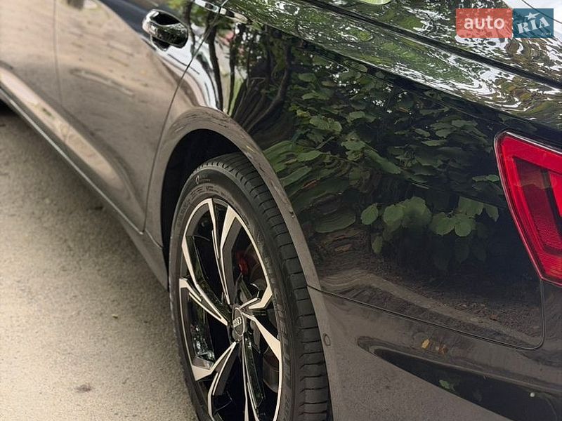Седан Audi A6 2018 в Рівному