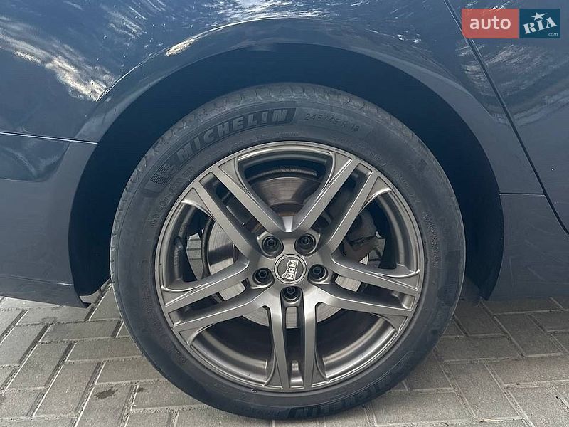 Седан Audi A6 2013 в Рівному