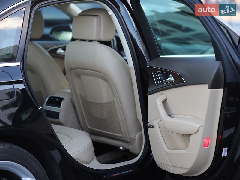 Седан Audi A6 2015 в Рівному