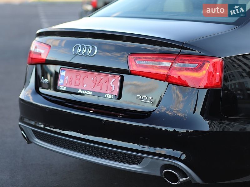 Седан Audi A6 2015 в Рівному