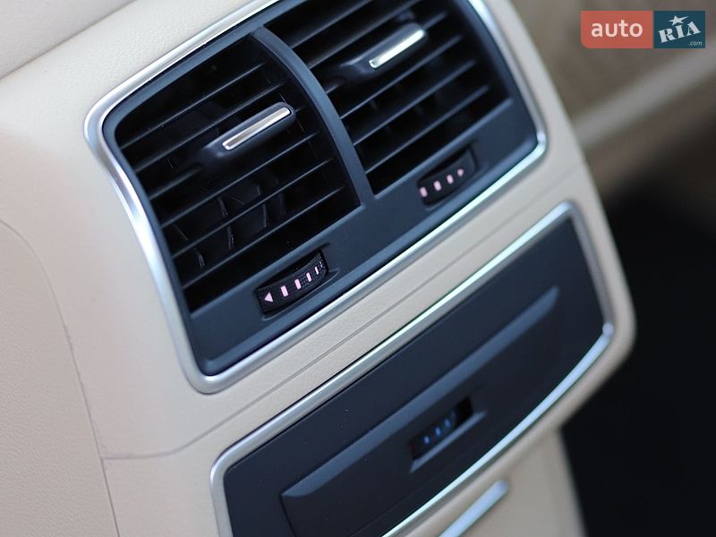 Седан Audi A6 2015 в Рівному