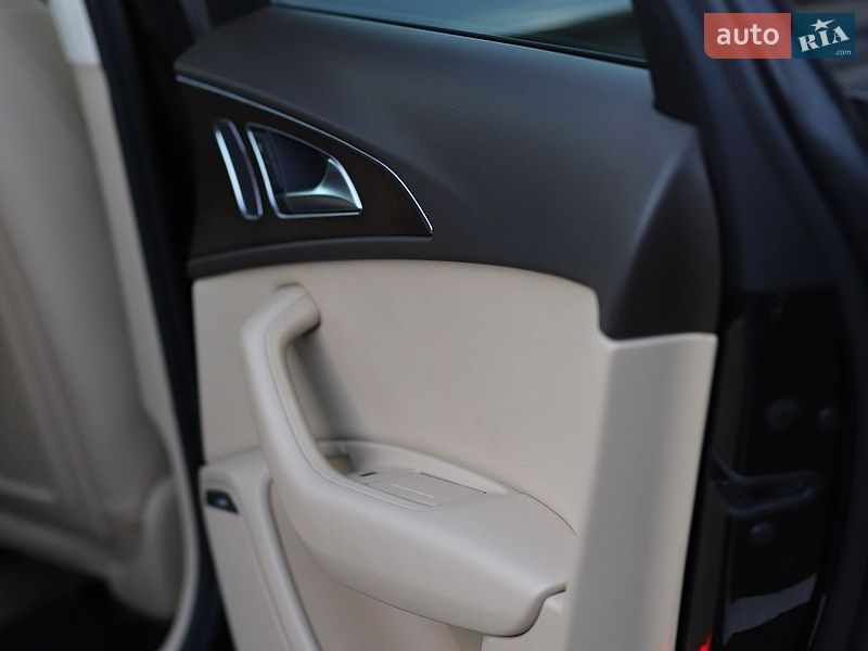 Седан Audi A6 2015 в Рівному