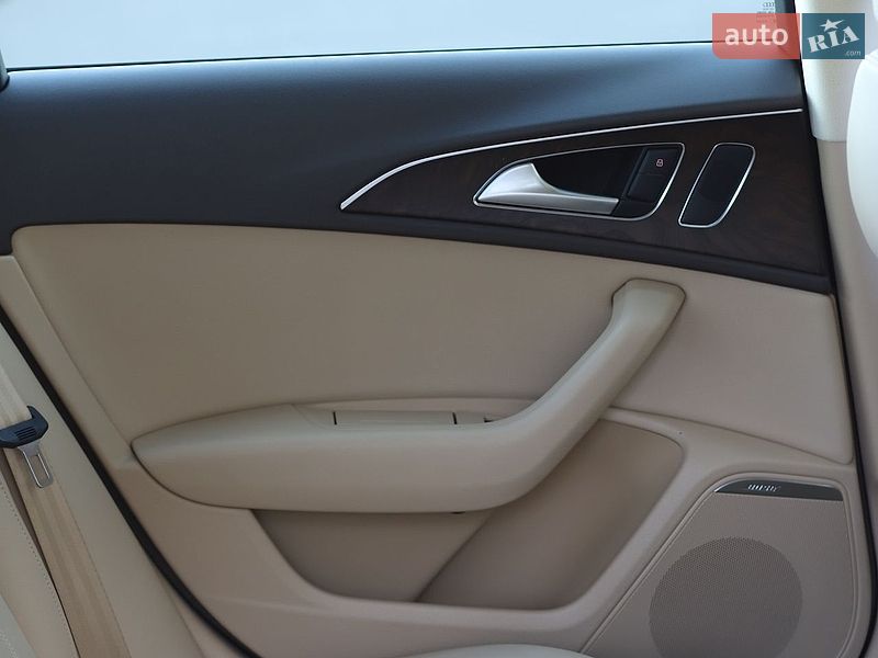 Седан Audi A6 2015 в Рівному