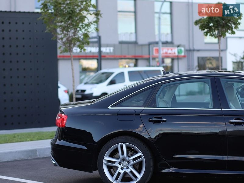 Седан Audi A6 2015 в Рівному