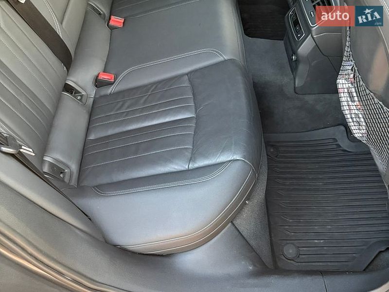 Седан Audi A6 2019 в Харькове