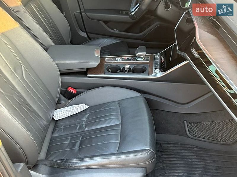 Седан Audi A6 2019 в Харькове
