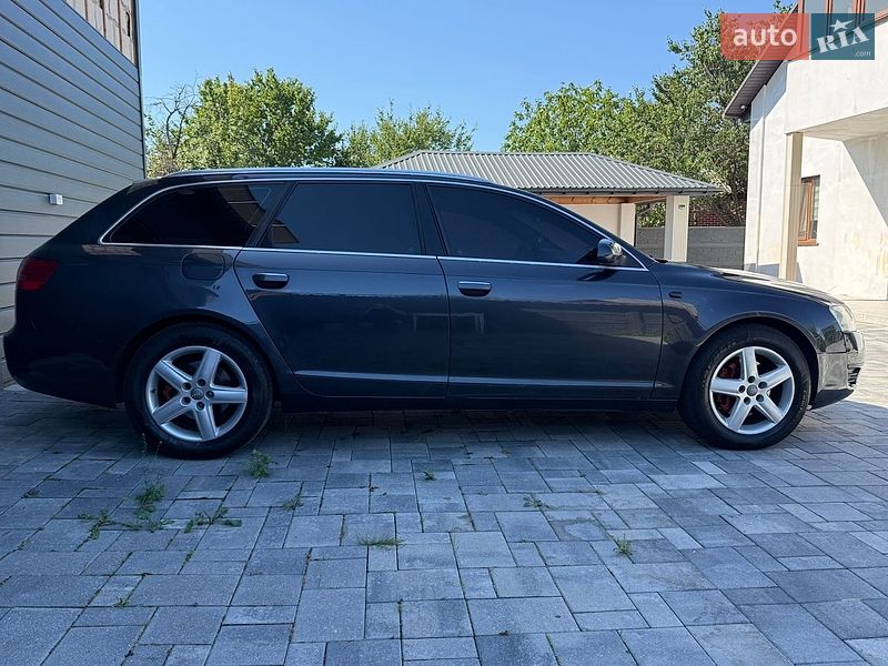 Универсал Audi A6 2005 в Коростене