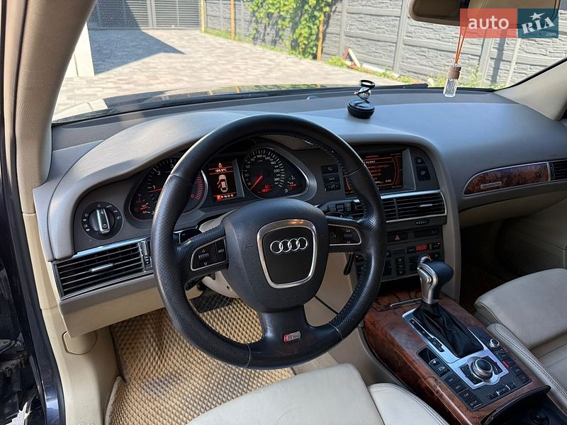 Универсал Audi A6 2005 в Коростене