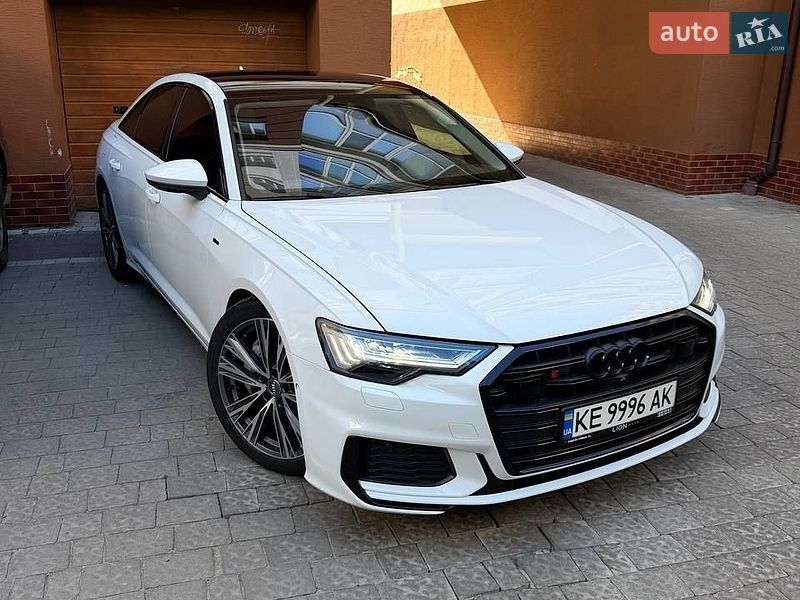 Седан Audi A6 2018 в Ивано-Франковске