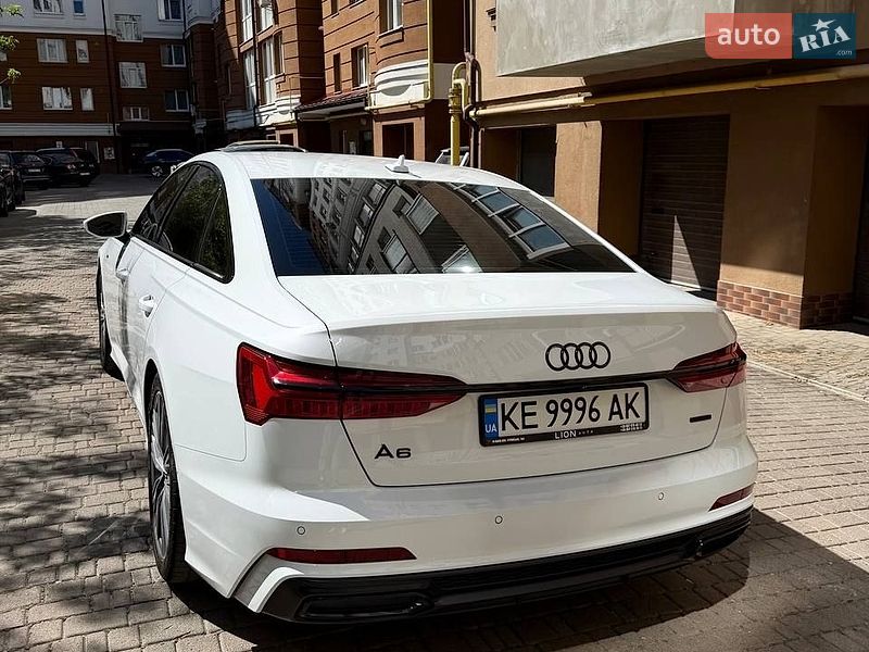 Седан Audi A6 2018 в Ивано-Франковске