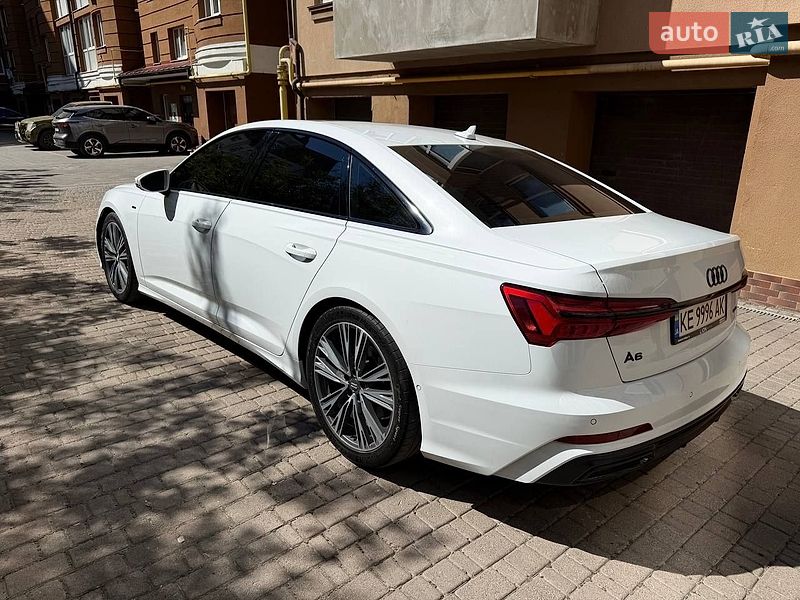 Седан Audi A6 2018 в Івано-Франківську