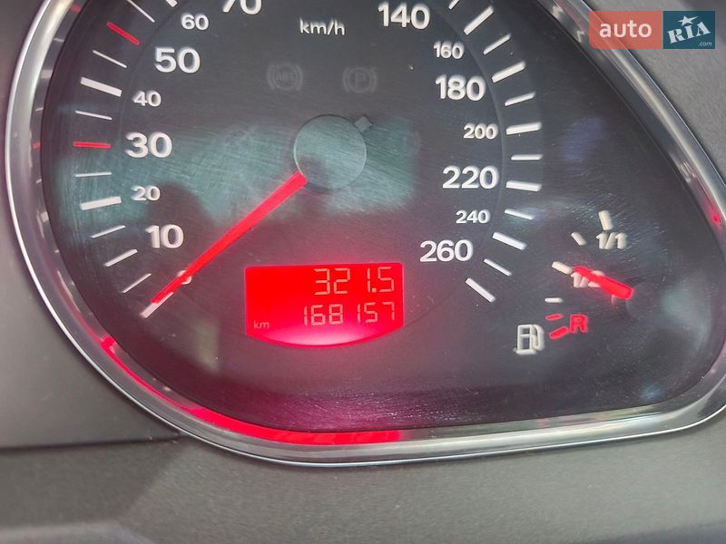 Седан Audi A6 2004 в Києві
