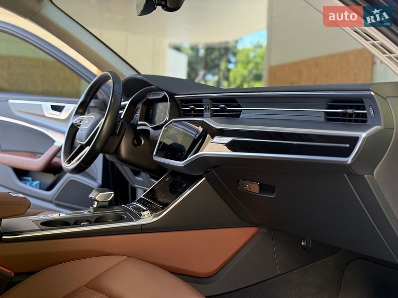 Седан Audi A6 2023 в Дніпрі