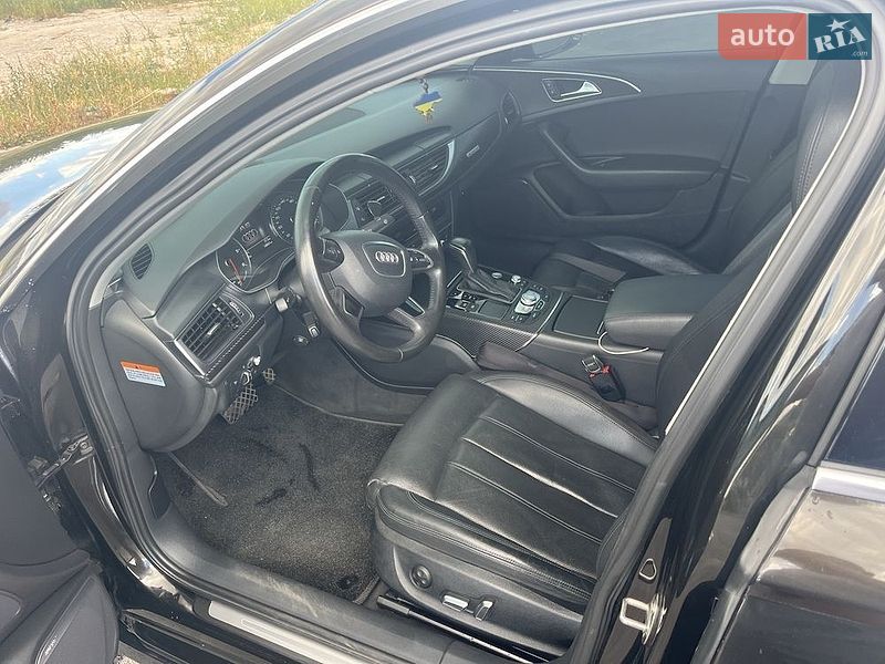 Седан Audi A6 2012 в Бучі
