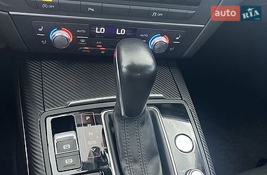 Седан Audi A6 2012 в Бучі
