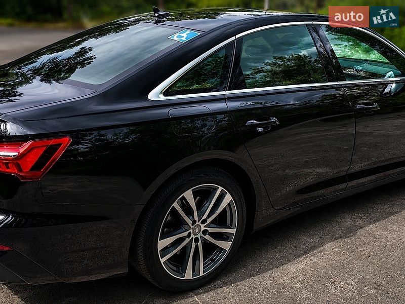 Седан Audi A6 2020 в Киеве