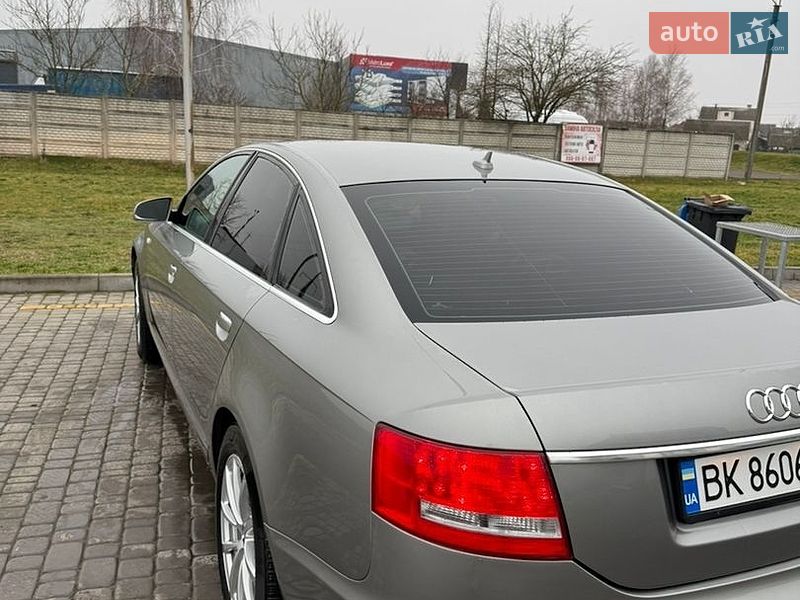 Седан Audi A6 2004 в Ровно