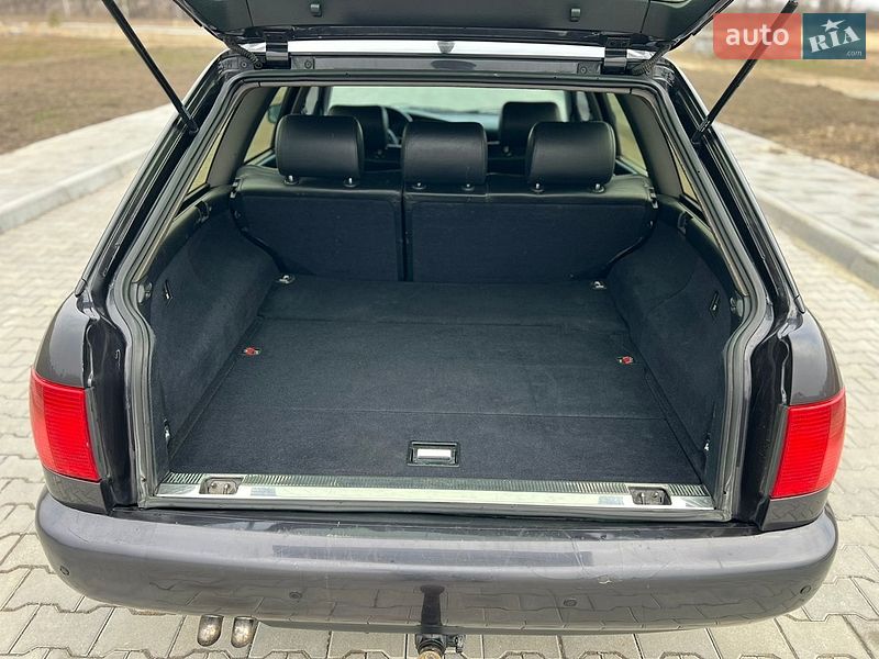 Универсал Audi A6 1996 в Ровно