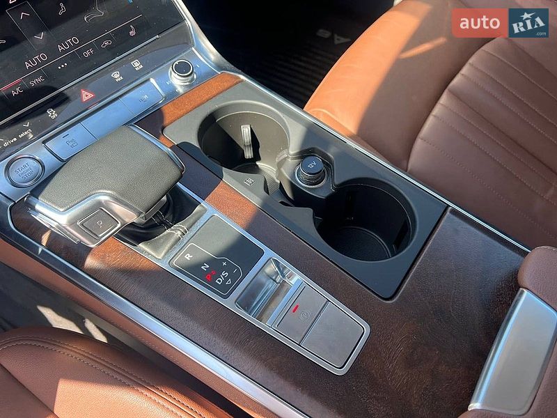 Седан Audi A6 2019 в Львові