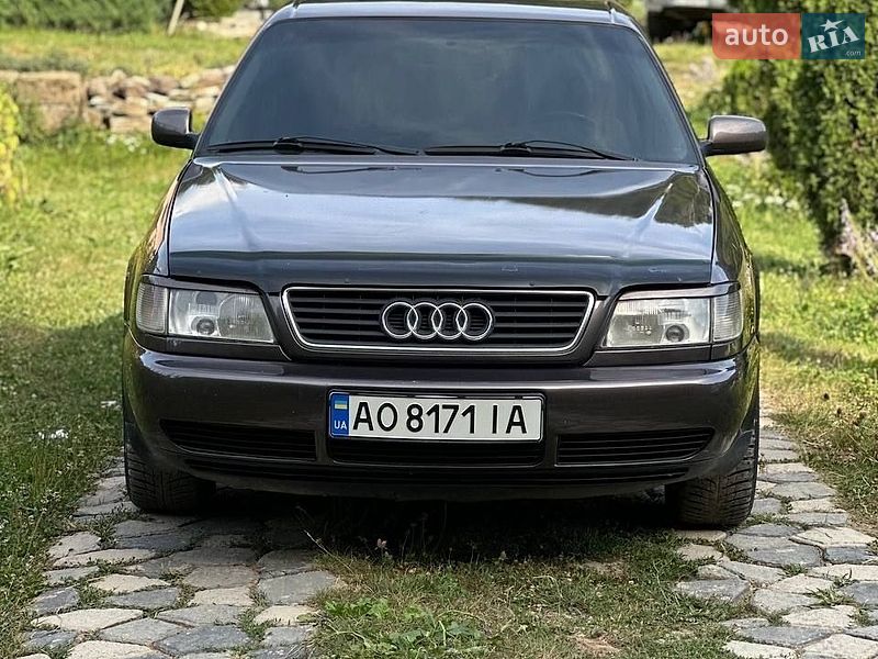 Седан Audi A6 1996 в Ганичах