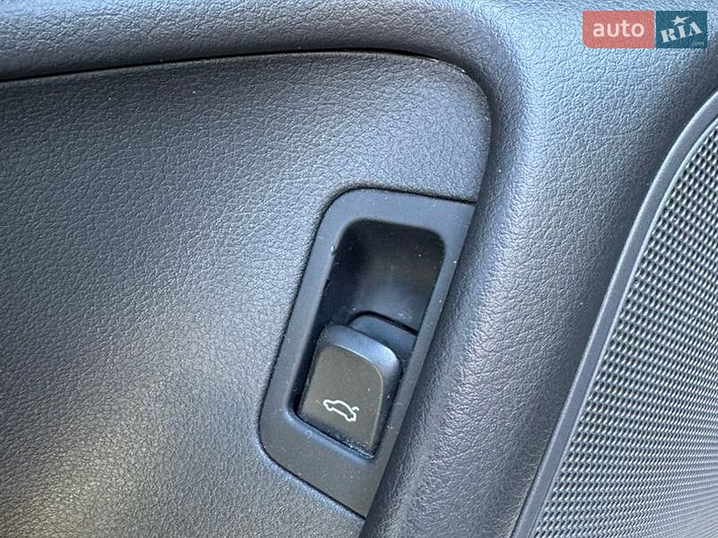 Седан Audi A6 2012 в Луцьку