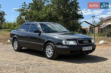 Седан Audi A6 1994 в Кривому Розі