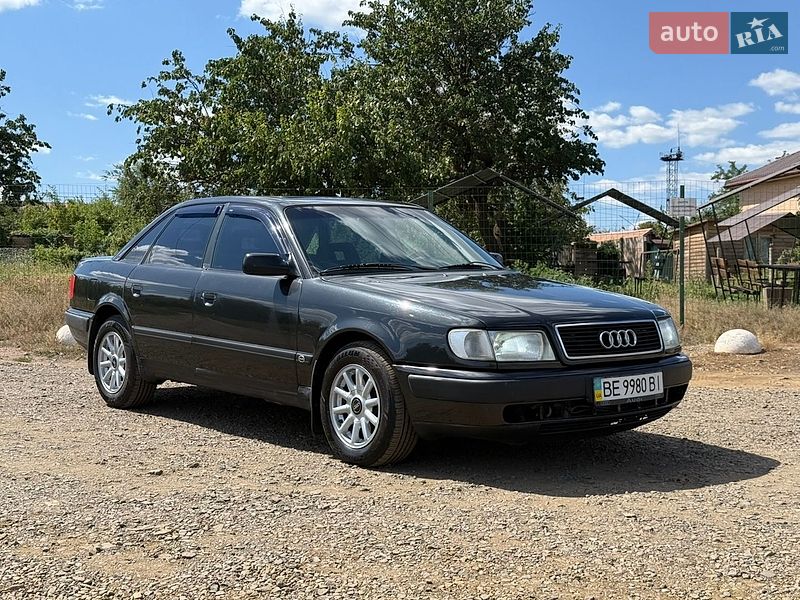 Седан Audi A6 1994 в Кривому Розі