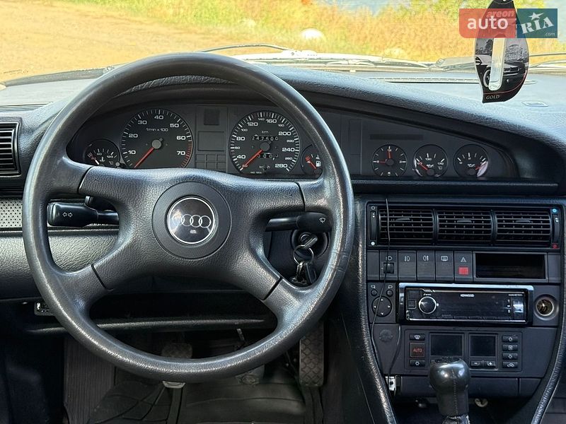 Седан Audi A6 1994 в Кривому Розі