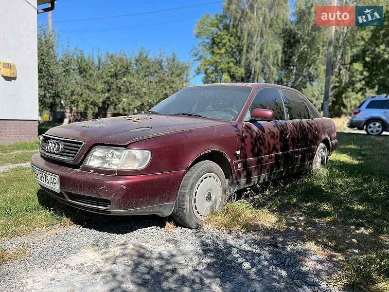 Седан Audi A6 1996 в Млинове