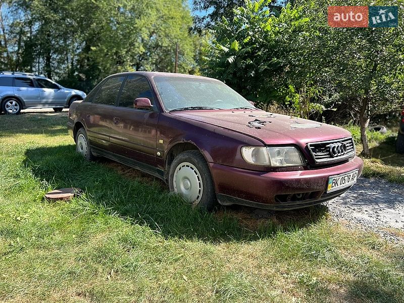 Седан Audi A6 1996 в Млинове