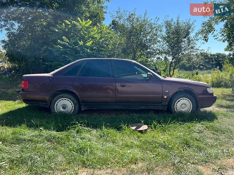 Седан Audi A6 1996 в Млинове