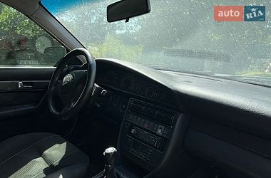 Седан Audi A6 1996 в Млинове