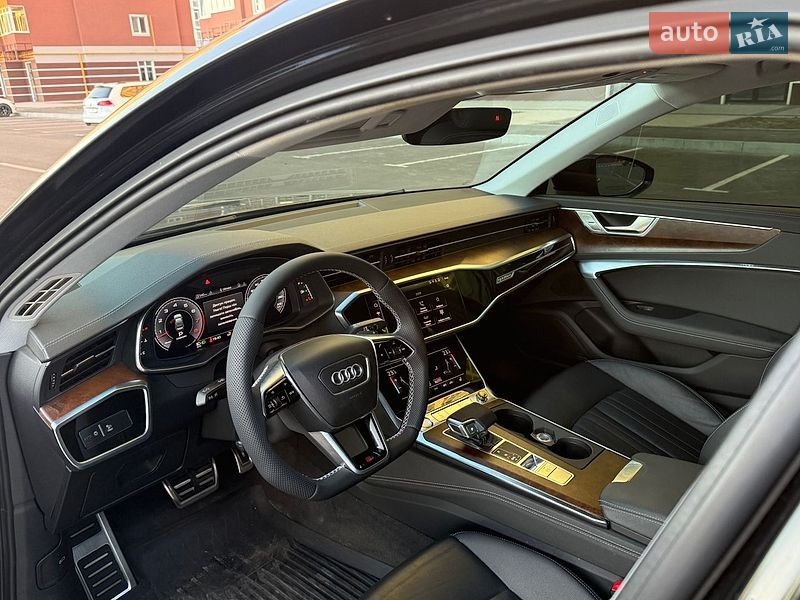 Седан Audi A6 2019 в Умані