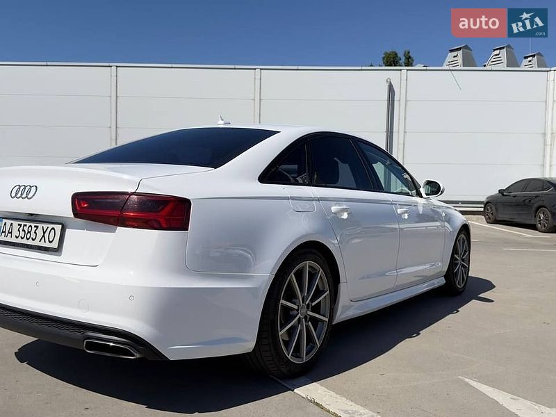 Седан Audi A6 2015 в Киеве