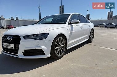 Седан Audi A6 2015 в Киеве